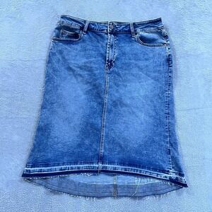 Wash Lab Denim Skirt Women's‎ 30" Waist Light Blue Faded Wash Raw Hem Y2K